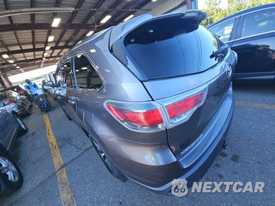 2016 Toyota Highlander XLE - zdjęcie 6 z 28 - miniatura