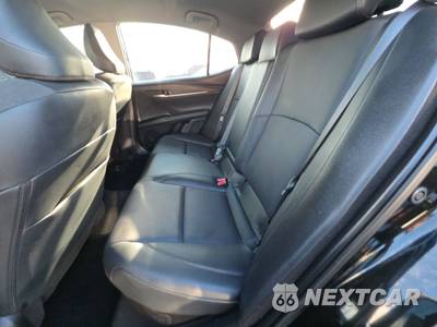 2025 Toyota Camry XLE - zdjęcie 13 z 29 - miniatura