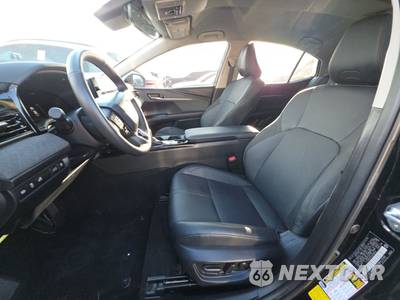 2025 Toyota Camry XLE - zdjęcie 7 z 29 - miniatura