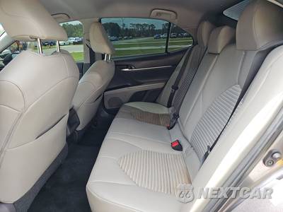 2019 Toyota Camry SE - zdjęcie 13 z 24 - miniatura