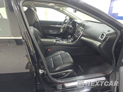 2023 Nissan Maxima SL - zdjęcie 8 z 27 - miniatura