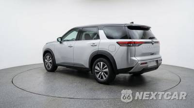 2025 Nissan Pathfinder SV - zdjęcie 5 z 12 - miniatura