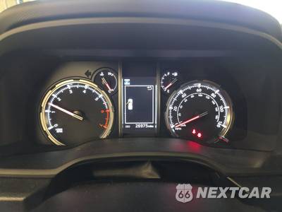 2022 Toyota 4Runner TRD Off-Road Premium - zdjęcie 12 z 27 - miniatura