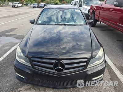 2013 Mercedes-Benz C 250 Sedan - zdjęcie 2 z 37 - miniatura