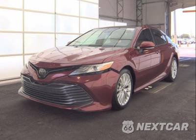 2018 Toyota Camry XLE - zdjęcie 2 z 15 - miniatura