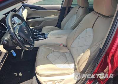 2018 Toyota Camry XLE - zdjęcie 8 z 15 - miniatura