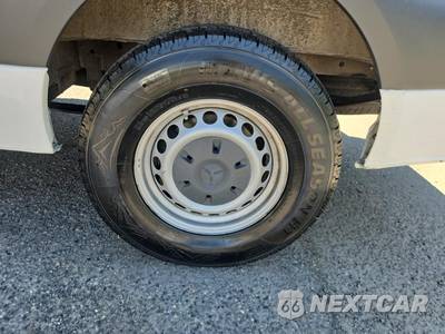 2022 Mercedes-Benz Sprinter 2500 Cargo Van Standard Roof 144.0" WB - zdjęcie 19 z 70 - miniatura