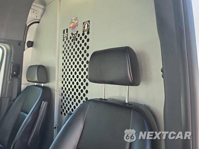 2022 Mercedes-Benz Sprinter 2500 Cargo Van Standard Roof 144.0" WB - zdjęcie 24 z 70 - miniatura