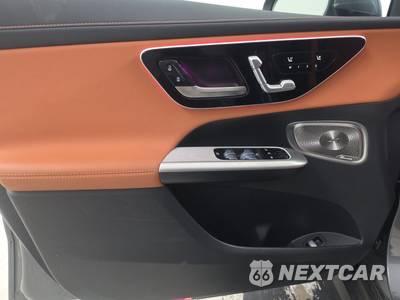 2023 Mercedes-Benz GLC 300 - zdjęcie 9 z 27 - miniatura