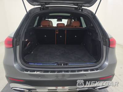 2023 Mercedes-Benz GLC 300 - zdjęcie 16 z 27 - miniatura