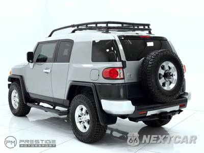 2010 Toyota FJ Cruiser w/Rear Doors - zdjęcie 8 z 50 - miniatura