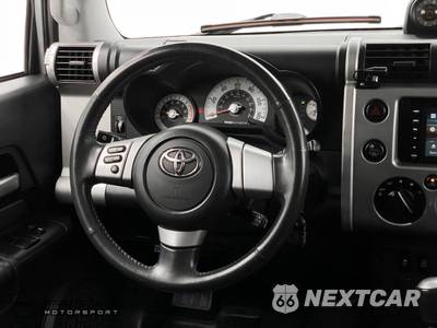 2010 Toyota FJ Cruiser w/Rear Doors - zdjęcie 33 z 50 - miniatura