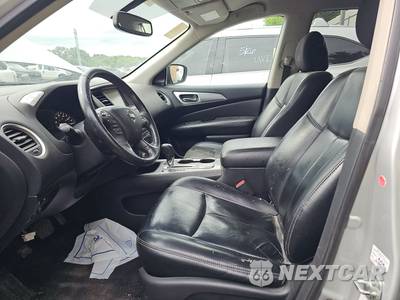 2019 Nissan Pathfinder SL - zdjęcie 7 z 34 - miniatura