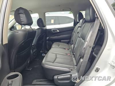 2019 Nissan Pathfinder SL - zdjęcie 13 z 34 - miniatura