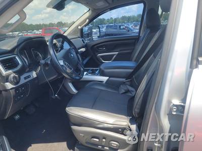 2016 Nissan TITAN XD PRO-4X Crew Cab Medium Bed - zdjęcie 7 z 29 - miniatura