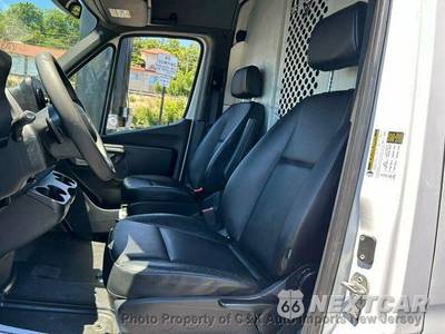 2022 Mercedes-Benz Sprinter 2500 Cargo Van Standard Roof 144.0" WB - zdjęcie 53 z 70 - miniatura