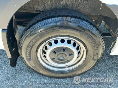 2022 Mercedes-Benz Sprinter 2500 Cargo Van Standard Roof 144.0" WB - zdjęcie 67 z 70 - miniatura