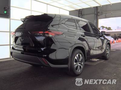 2024 Toyota Highlander XLE - zdjęcie 4 z 28 - miniatura