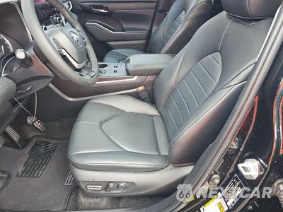2024 Toyota Highlander XLE - zdjęcie 7 z 28 - miniatura