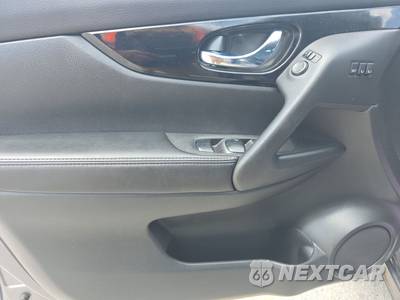 2022 Nissan Rogue Sport SV - zdjęcie 9 z 34 - miniatura