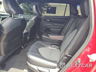 2022 Toyota Highlander XSE - zdjęcie 13 z 20 - miniatura