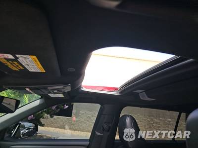 2022 Toyota Highlander XSE - zdjęcie 19 z 20 - miniatura