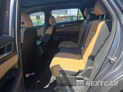 2025 Volkswagen Atlas Cross Sport 2.0T SEL - zdjęcie 13 z 25 - miniatura