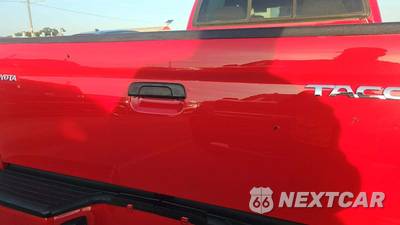 2004 Toyota Tacoma PreRunner Crew Cab Medium Bed - zdjęcie 27 z 39 - miniatura