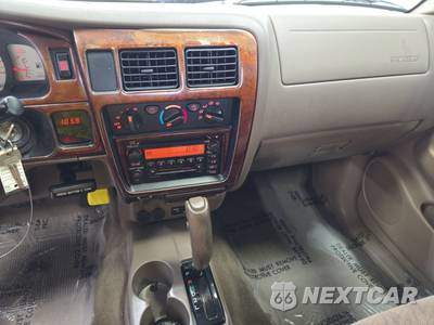 2004 Toyota Tacoma PreRunner Crew Cab Medium Bed - zdjęcie 11 z 39 - miniatura