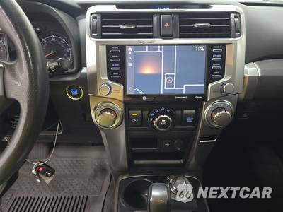 2021 Toyota 4Runner SR5 Premium - zdjęcie 11 z 25 - miniatura