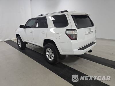 2021 Toyota 4Runner SR5 Premium - zdjęcie 6 z 25 - miniatura