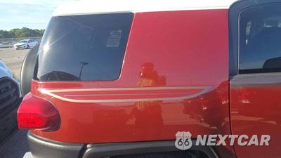 2008 Toyota FJ Cruiser w/Rear Doors - zdjęcie 37 z 40 - miniatura