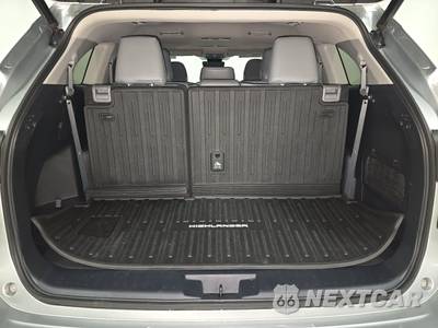 2021 Toyota Highlander XLE - zdjęcie 17 z 25 - miniatura