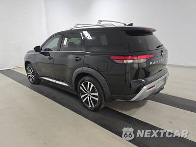 2024 Nissan Pathfinder Platinum - zdjęcie 6 z 25 - miniatura