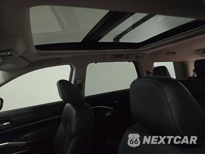 2024 Nissan Pathfinder Platinum - zdjęcie 18 z 25 - miniatura