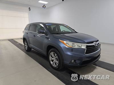 2014 Toyota Highlander LE Plus - zdjęcie 3 z 38 - miniatura