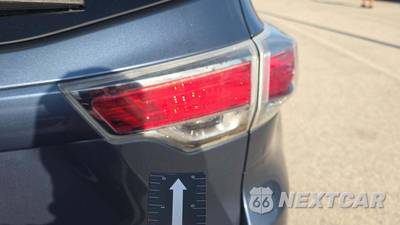 2014 Toyota Highlander LE Plus - zdjęcie 26 z 38 - miniatura
