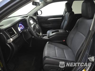 2014 Toyota Highlander LE Plus - zdjęcie 7 z 38 - miniatura
