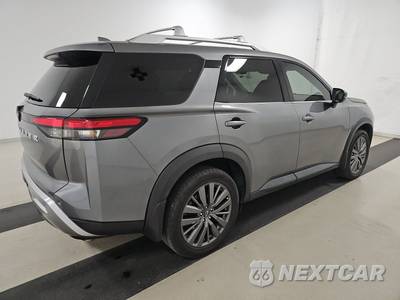 2022 Nissan Pathfinder SL - zdjęcie 4 z 41 - miniatura