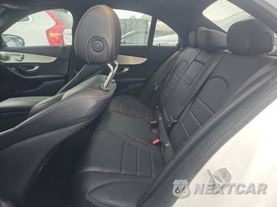 2015 Mercedes-Benz C 300 4MATIC Sedan w/Sport Pkg - zdjęcie 13 z 20 - miniatura