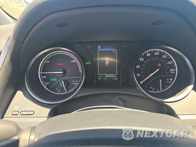 2024 Toyota Camry Hybrid SE - zdjęcie 12 z 28 - miniatura