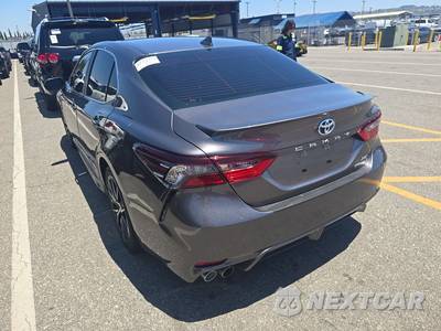 2024 Toyota Camry Hybrid SE - zdjęcie 6 z 28 - miniatura