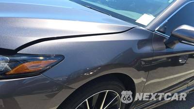 2024 Toyota Camry Hybrid SE - zdjęcie 19 z 28 - miniatura