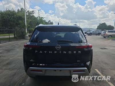 2025 Nissan Pathfinder SL - zdjęcie 6 z 21 - miniatura