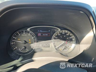 2014 Nissan Pathfinder S - zdjęcie 12 z 18 - miniatura