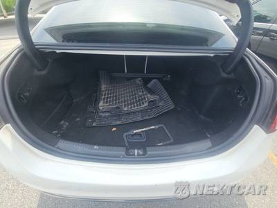 2022 Mercedes-Benz C 300 4MATIC Sedan - zdjęcie 16 z 18 - miniatura