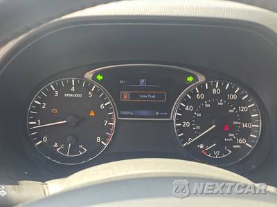 2017 Nissan Pathfinder SV - zdjęcie 12 z 39 - miniatura