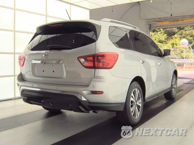 2017 Nissan Pathfinder SV - zdjęcie 4 z 39 - miniatura