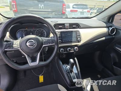2021 Nissan Versa SV - zdjęcie 11 z 42 - miniatura