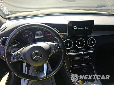 2019 Mercedes-Benz GLC 300 - zdjęcie 11 z 28 - miniatura